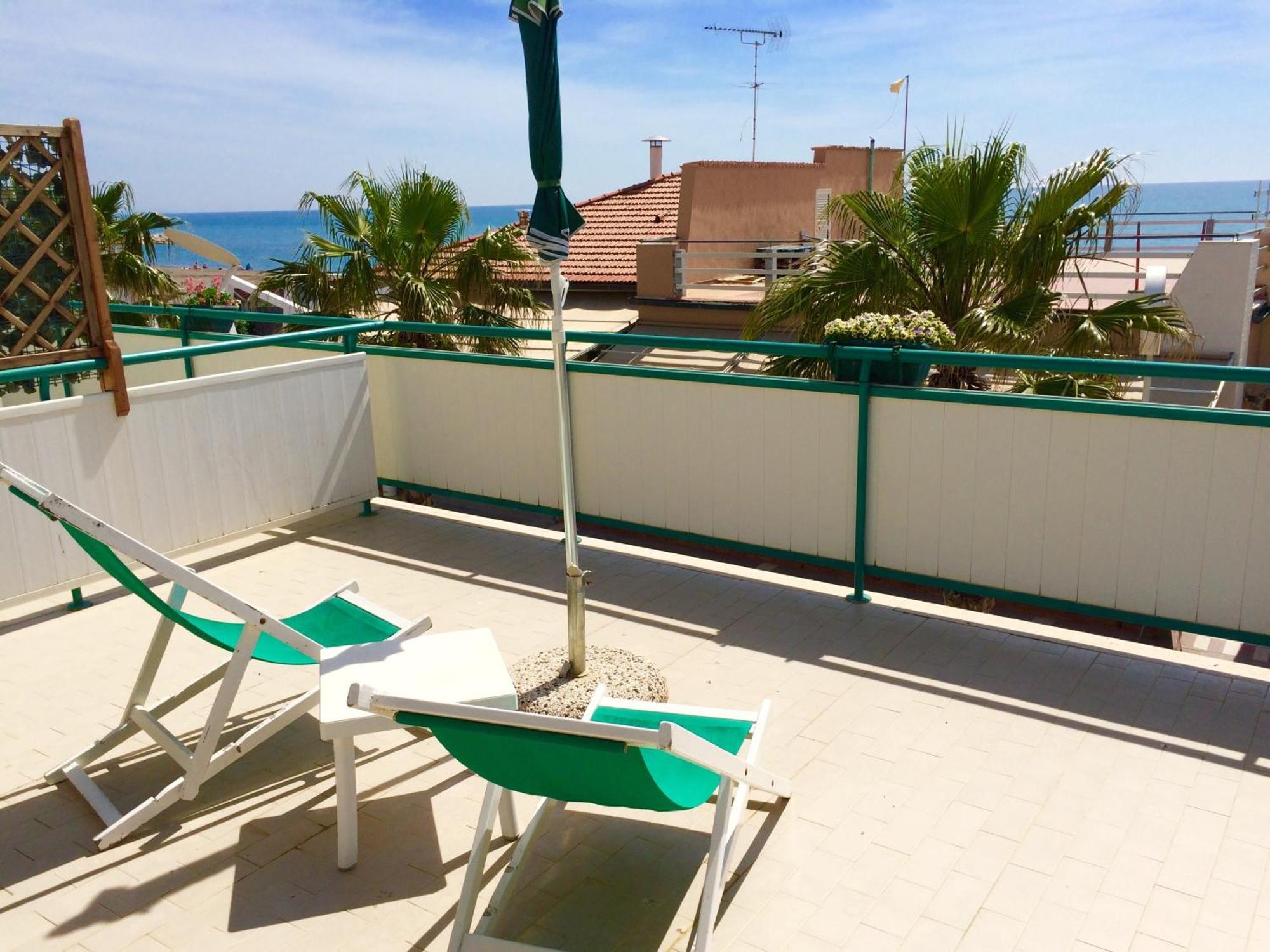 Lungomare Hotel Marina di Cecina Camera foto